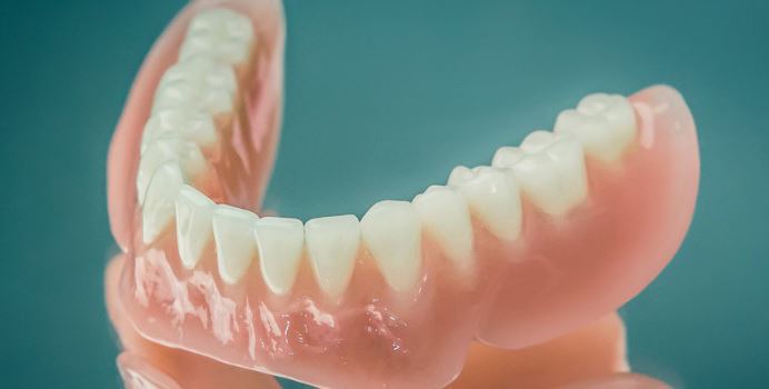 Clerk Crack pot Forced Proteze dentare mobile moderne: tipuri, caracteristici, preturi - Miko  Dental